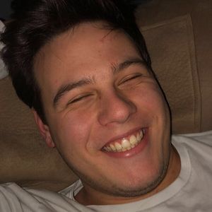 Meet your Posher, Logan